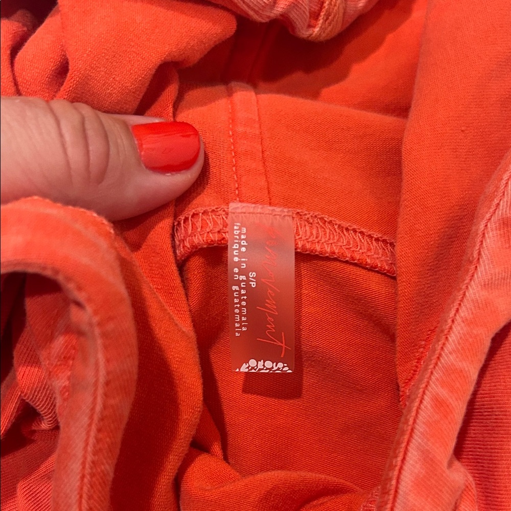 Free people light long sleeve top with hood. Never worn - Picture 2 of 2